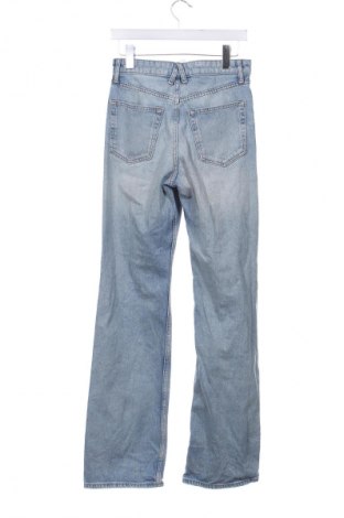 Damskie jeansy River Island, Rozmiar XS, Kolor Niebieski, Cena 52,99 zł