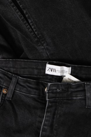 Damskie jeansy Zara, Rozmiar XL, Kolor Czarny, Cena 48,99 zł