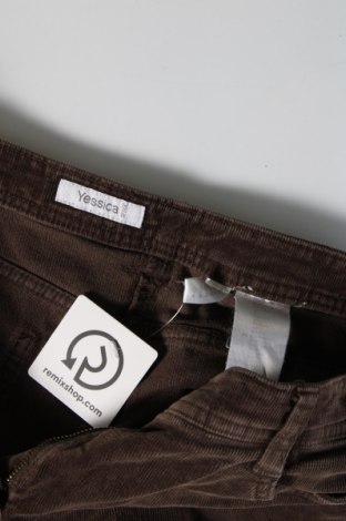 Damen Cordhose Yessica, Größe L, Farbe Braun, Preis 7,99 €