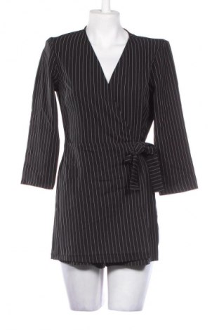 Women's short jumpsuit Stradivarius, Mărime M, Culoare Negru, Preț 127,99 Lei