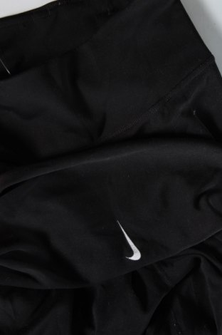 Γυναικείο κολάν Nike, Μέγεθος S, Χρώμα Μαύρο, Τιμή 21,99 €