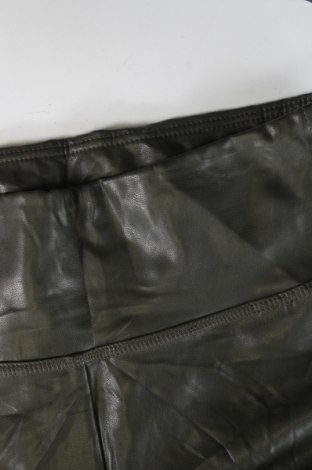 Damenhose, Größe M, Farbe Grün, Preis € 20,99