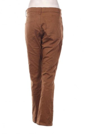 Pantaloni de femei Amazon Essentials, Mărime M, Culoare Maro, Preț 20,99 Lei