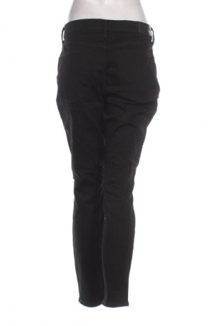 Pantaloni de femei BCBG Max Azria, Mărime L, Culoare Negru, Preț 268,99 Lei