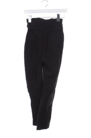 Pantaloni de femei Bershka, Mărime XXS, Culoare Negru, Preț 74,81 Lei