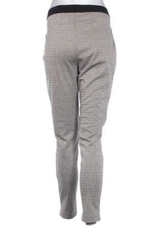 Pantaloni de femei C&A, Mărime XL, Culoare Multicolor, Preț 38,99 Lei