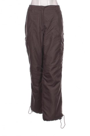 Pantaloni de femei Camargue, Mărime M, Culoare Maro, Preț 127,99 Lei