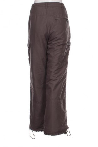 Pantaloni de femei Camargue, Mărime M, Culoare Maro, Preț 30,99 Lei