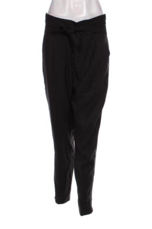 Damenhose Lascana, Größe M, Farbe Schwarz, Preis 4,99 €