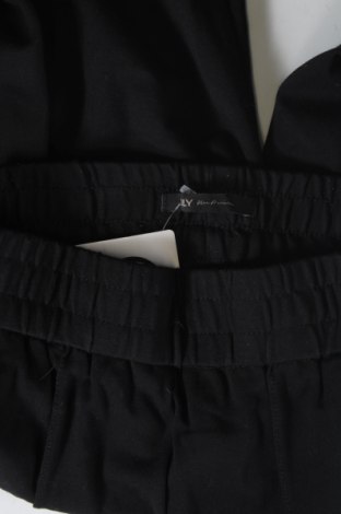 Pantaloni de femei ONLY, Mărime XS, Culoare Negru, Preț 119,90 Lei