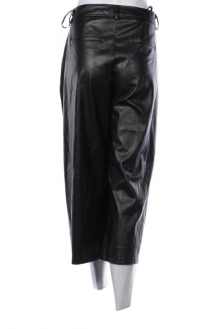 Pantaloni de femei Rick Cardona, Mărime L, Culoare Negru, Preț 133,99 Lei