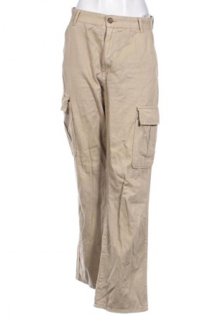 Damenhose Stradivarius, Größe M, Farbe Beige, Preis € 9,99