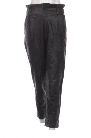 Damenhose Stradivarius, Größe S, Farbe Schwarz, Preis € 20,99