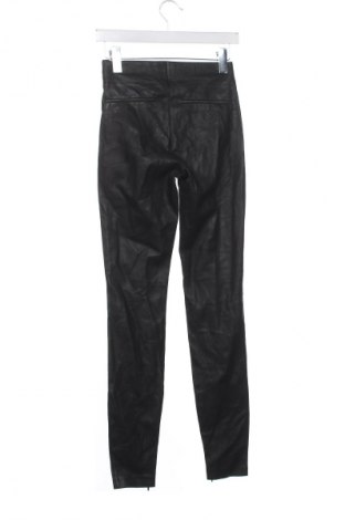 Pantaloni de femei Zara Trafaluc, Mărime XS, Culoare Negru, Preț 26,99 Lei