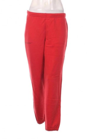 Pantaloni trening de femei PANGAIA, Mărime XS, Culoare Roșu, Preț 349,99 Lei