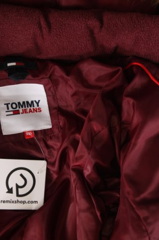 Дамско яке Tommy Jeans, Размер XXS, Цвят Червен, Цена 200,19 лв.