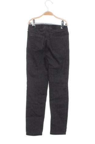 Kinderjeans H&M, Größe 6-7y/ 122-128 cm, Farbe Schwarz, Preis € 17,99