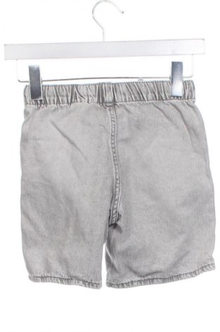 Detské krátke nohavice  H&M, Veľkosť 5-6y/ 116-122 cm, Farba Sivá, Cena  5,95 €