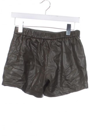 Kinder Shorts Page One, Größe 12-13y/ 158-164 cm, Farbe Grün, Preis 9,99 €