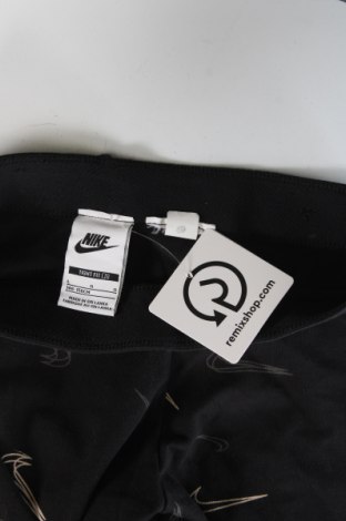 Kinderlegging Nike, Größe 10-11y/ 146-152 cm, Farbe Schwarz, Preis 20,99 €