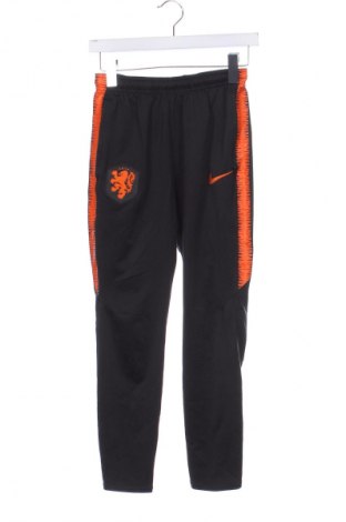 Detské tepláky Nike, Veľkosť 11-12y/ 152-158 cm, Farba Čierna, Cena  19,95 €