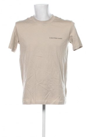Мъжка тениска Calvin Klein Jeans, Размер M, Цвят Бежов, Цена 36,99 лв.