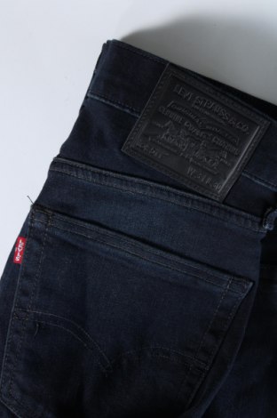 Pánske džínsy  Levi's, Veľkosť M, Farba Modrá, Cena  43,95 €