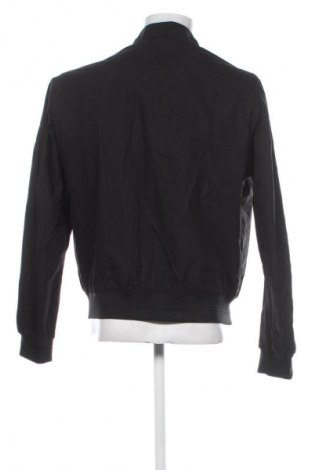 Geacă de bărbati Calvin Klein, Mărime M, Culoare Negru, Preț 544,99 Lei