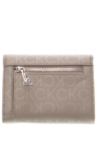Portmoneu Calvin Klein, Culoare Bej, Preț 487,99 Lei