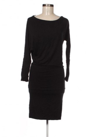 Kleid, Größe M, Farbe Schwarz, Preis € 20,99