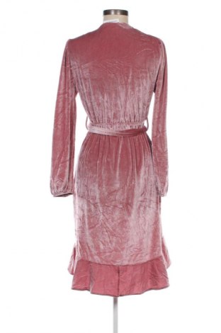 Kleid, Größe M, Farbe Aschrosa, Preis € 14,99