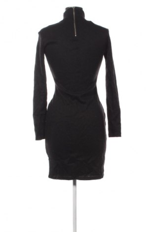 Kleid, Größe M, Farbe Schwarz, Preis € 4,99