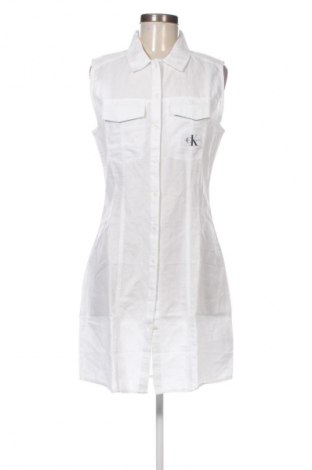 Kleid Calvin Klein Jeans, Größe M, Farbe Weiß, Preis 114,99 €