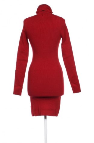 Rochie Calvin Klein Jeans, Mărime M, Culoare Roșu, Preț 189,99 Lei