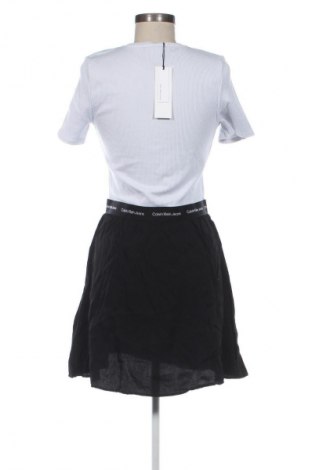 Kleid Calvin Klein Jeans, Größe L, Farbe Mehrfarbig, Preis € 117,99