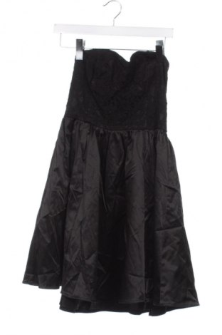 Rochie H&M, Mărime M, Culoare Negru, Preț 189,99 Lei