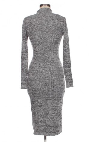 Kleid H&M, Größe M, Farbe Grau, Preis 9,99 €