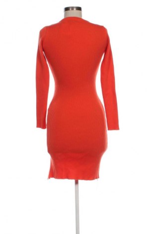 Kleid Luc-Ce, Größe M, Farbe Orange, Preis 20,33 €