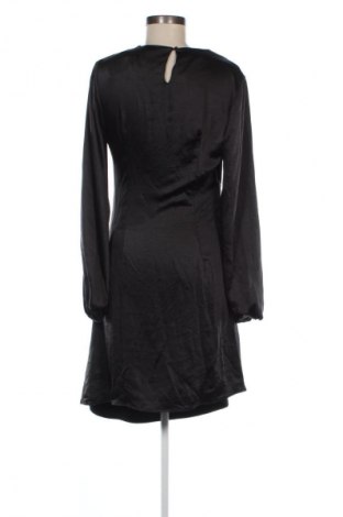 Kleid NA-KD, Größe S, Farbe Schwarz, Preis 12,99 €