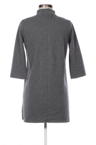 Šaty  Pull&Bear, Velikost S, Barva Šedá, Cena  167,00 Kč