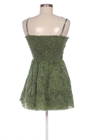 Kleid Saint Tropez, Größe M, Farbe Grün, Preis 5,99 €