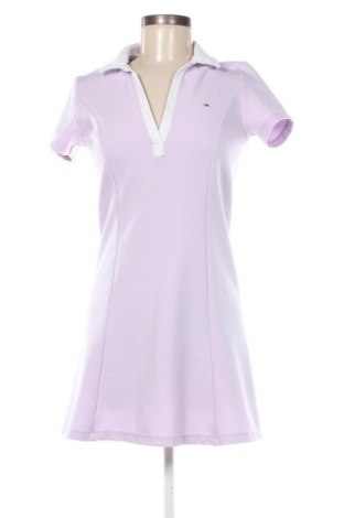 Kleid Tommy Jeans, Größe M, Farbe Lila, Preis € 117,99