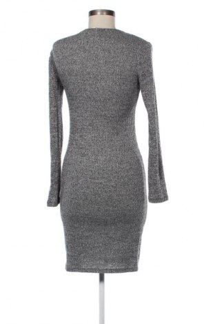 Kleid Urban Classics, Größe M, Farbe Grau, Preis 3,99 €