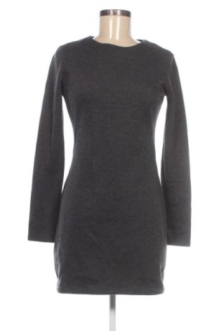 Kleid Zara, Größe M, Farbe Grau, Preis 4,99 €