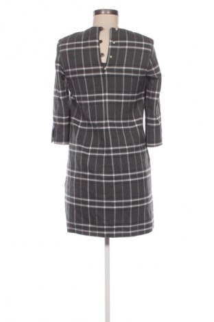Kleid Zara Trafaluc, Größe S, Farbe Grau, Preis € 7,99