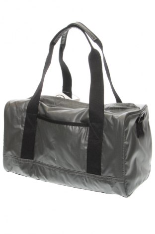 Taška  Calvin Klein Jeans, Farba Zelená, Cena  137,95 €