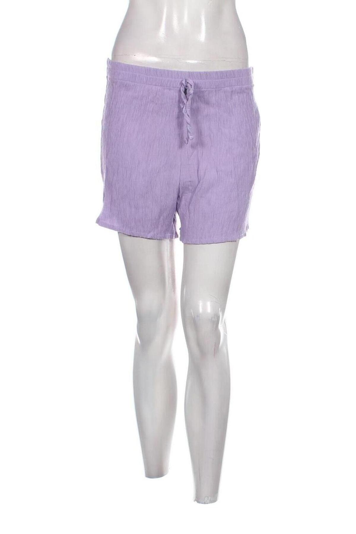 Damen Shorts Boohoo, Größe S, Farbe Lila, Preis 9,72 €