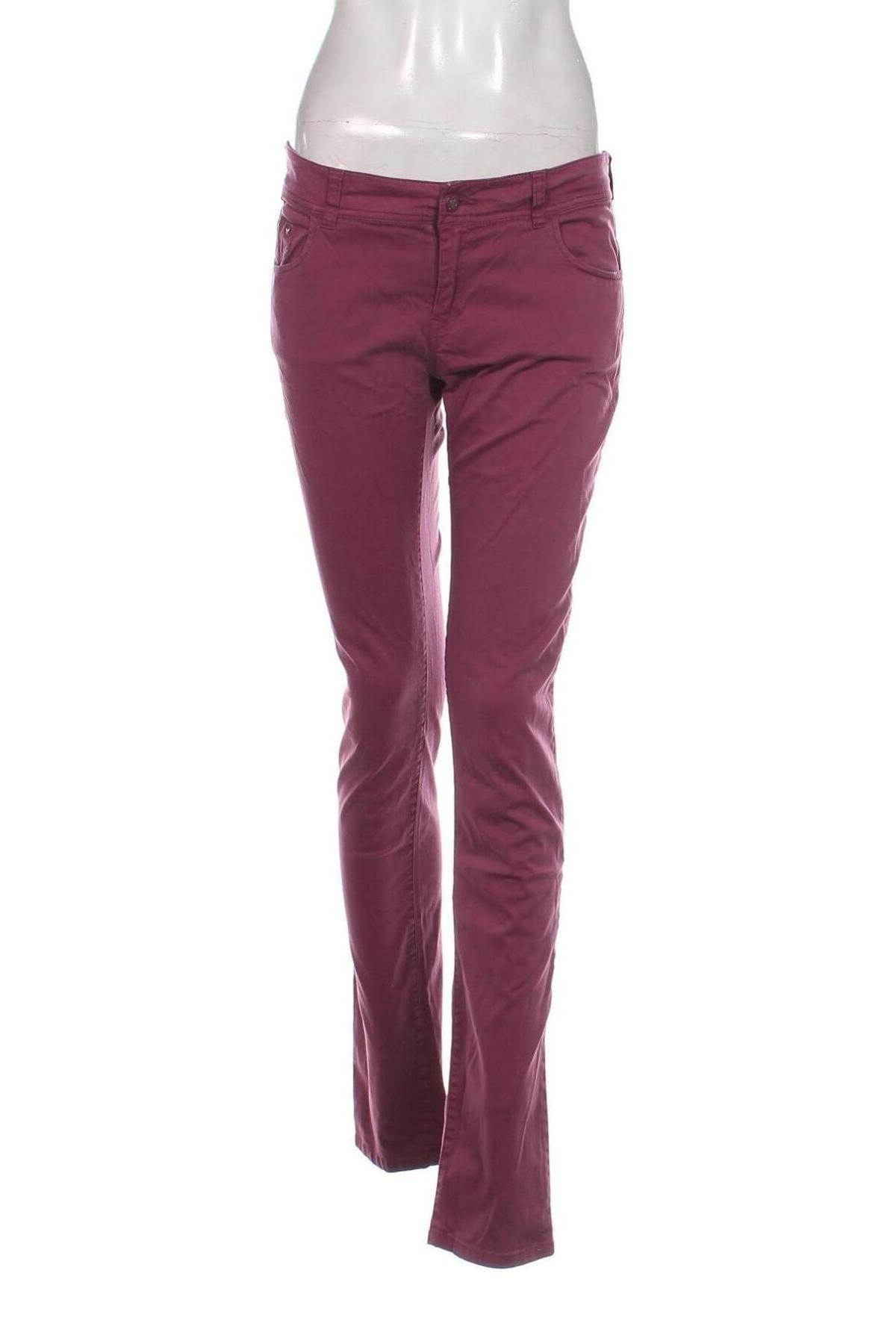 Damenhose Armani Jeans, Größe M, Farbe Rot, Preis € 237,14