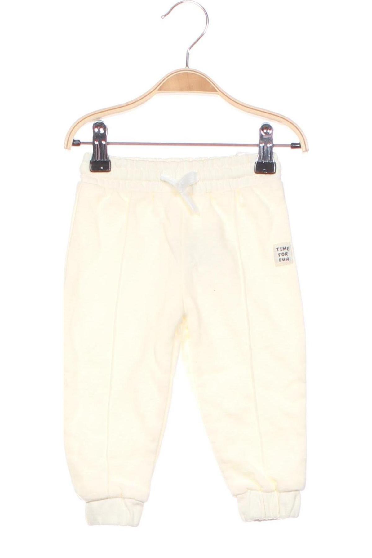 Kinder Sporthose Zeeman, Größe 6-9m/ 68-74 cm, Farbe Ecru, Preis 17,99 €