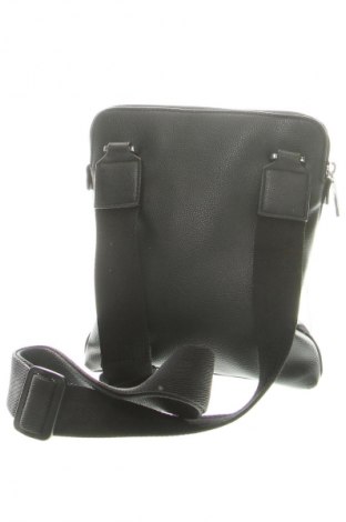 Чанта BOSS, Цвят Черен, Цена 75,67 €